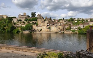 Raid ASPTT sur les traces de la MAXI VERTE - PUY L'EVEQUE (46)